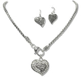 110232, FILIGREE ACCENT PAVE HEART PENDANT NECKLACE