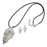 110786, ENGRAVED LEAF LONG PENDANT NECKLACE