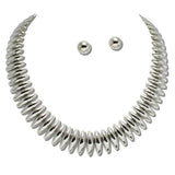 Bold Sculpted Ribbed Collar Necklace