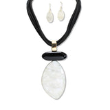 112873, GEOMETRIC STACKED RESIN PENDANT NECKLACE