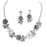 112962, ENAMEL BLOSSOM GARLAND BIB NECKLACE