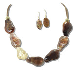 112977, MARBLED RESIN PEBBLE STATEMENT NECKLACE