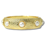 113100, HAMMERED PEARL ACCENT HINGED BANGLE BRACELET