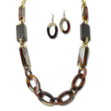 113217, BOLD GEOMETRIC LINK STATEMENT LONG NECKLACE