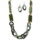113217, BOLD GEOMETRIC LINK STATEMENT LONG NECKLACE