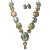 113647, WESTERN CONCHO MEDALLION STATEMENT NECKLACE