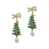 GSE5179-GRN_CRT 29 · Glitter Christmas Tree Pearl Drop Earrings – Gold/Green