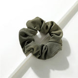 84540, SOLID LINED SCRUNCHIE