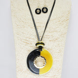86183, CELLULOID ACETATE ROUND PENDANT NECKLACE