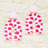 88355, LEOPARD PRINT ARCH ACRYLIC EARRING