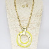 89470, GEOMETRIC ROUND PENDANT NECKLACE