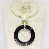 90262, ROUND RING CELLULOID ACETATE ACCENT CHOKER NECKLACE