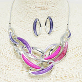 90369, GEOMETRIC CELLULOID ACETATE ACCENT NECKLACE