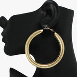 91126, ROUND METAL HOOP PIN CATCH EARRING