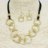 91402, GEOMETRIC SQUARE ACCENT NECKLACE