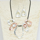 91420, GEOMETRIC WITH RHINESTONE NECKLACE