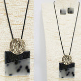 91546, RECTANGLE TORTOISE CELLULOID ACETATE LONG PENDANT NECKLACE