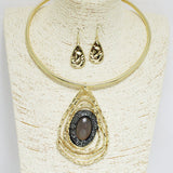 93603, GEOMETRIC PENDANT CHOKER NECKLACE