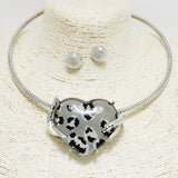 93604, LEOPARD PRINT HEART ACRYLIC CHOKER NECKLACE, VALENTINE'S DAY