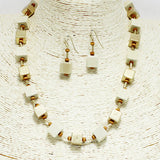 93669, SQUARE WOOD BEAD NECKLACE