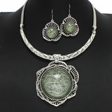 96754, FLORAL THREAD ACRYLIC ACCENT NECKLACE