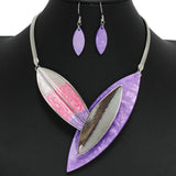 96764, LEAF CELLULOID ACETATE NECKLACE