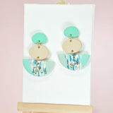 96784, GEOMETRIC GOLD GLITTER ACCENT CLAY RUBBER EARRING