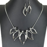 97173, GEOMETRIC METAL SLIDE NECKLACE