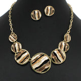 97201, ENAMEL ROUND GEOMETRIC NECKLACE