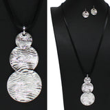 97858, TEXTURED TRIPLE ROUND DROP LONG PENDANT NECKLACE