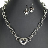 98092, HAMMERED HEART CHAIN NECKLACE