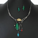 98152, LEAF CELLULOID ACETATE WITH RHINESTONE NECKLACE
