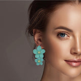 98299, MATTE FINISH FLOWER EARRING