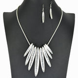 98495, GEOMETRIC HAMMERED METAL SLIDE NECKLACE