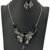 99162, FLORAL CELLULOID ACETATE WITH RHINESTONE NECKLACE