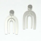 99284, DOUBLE ARCH METAL DANGLE EARRING