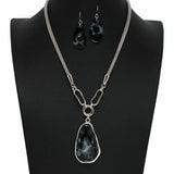 99312, GEOMETRIC GLITTER CELLULOID ACETATE NECKLACE