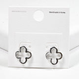 99608, RHODIUM PLATED, CUTOUT CLOVER STUD EARRING