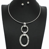 99749, OVAL HAMMERED METAL CHOKER NECKLACE