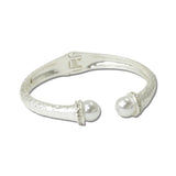 Hammered Pearl Hinged Cuff Bracelet – Worn Silver/White · BW40665WSWHT_WT _DSC8472