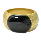 Hammered Oval Stone Hinged Bangle – Worn Gold/Black · BG997BK_AJ _DSC9293