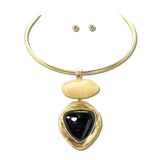 Gold Tone Resin Pendant Collar Necklace Set – Gold/Black · YNE5656GBK_AJ _DSC9300