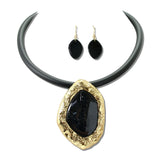 Glitter Geometric Pendant Collar Necklace Set – Gold/Black · YNE5655GBK_AJ _DSC9308
