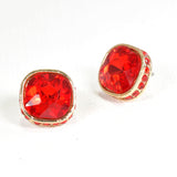 98481, SQUARE STUD WITH SIDE SMALL STONE EARRING