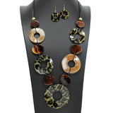 107944, CURVY ROUND CELLULOID ACETATE ACCENT LONG NECKLACE