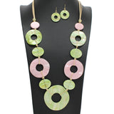 107945, CURVY ROUND CELLULOID ACETATE ACCENT LONG NECKLACE