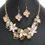 107831, FLOWER CELLULOID ACETATE WITH RHINESTONE NECKLACE