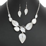 107833, LEAF ENAMEL STATEMENT NECKLACE