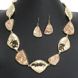107619, GEOMETRIC CELLULOID ACETATE STATEMENT NECKLACE
