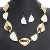 107619, GEOMETRIC CELLULOID ACETATE STATEMENT NECKLACE